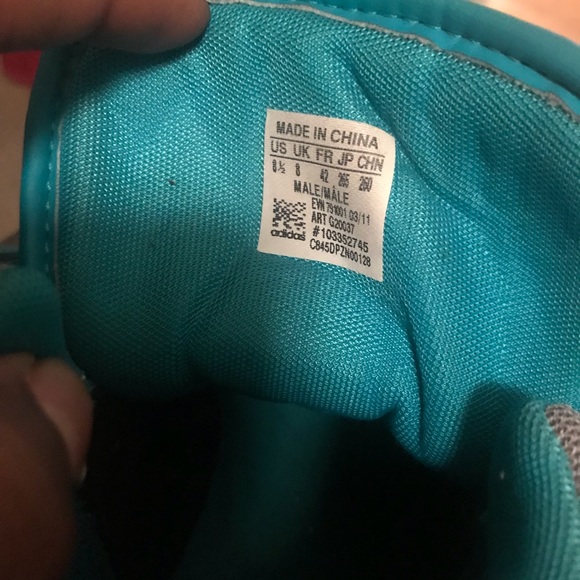 Adidas - Picture 5 of 5